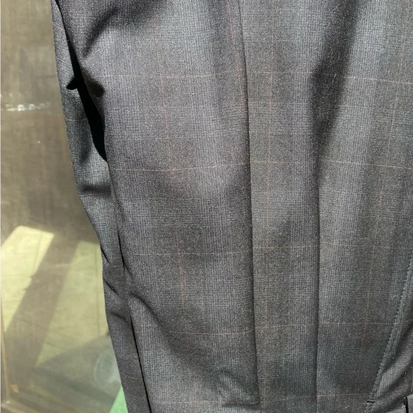 Hickey Freeman Gray Suit with Professional Tailoring Suits